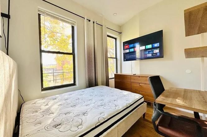 Private Furnished Room with Private Bath – Brooklyn, NY 11206